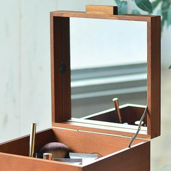 Classiky Wooden Makeup Box